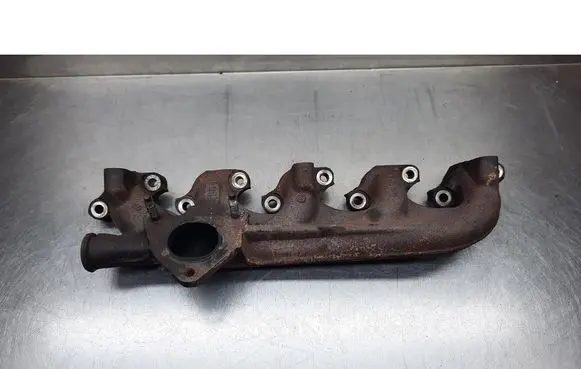 Volvo V70 Exhaust manifold 30637797