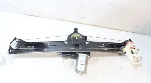 Fiat Bravo Front window lifting mechanism without motor