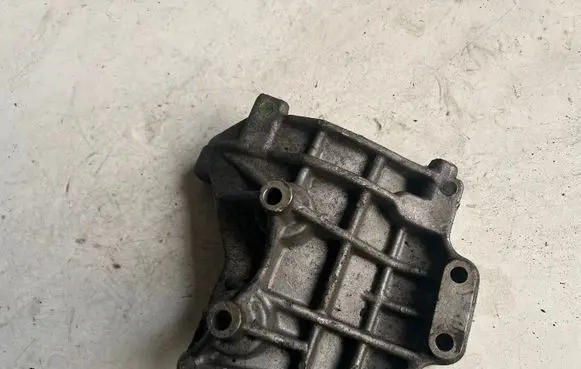 Fiat Stilo A/C compressor mount bracket 46790511 467905111