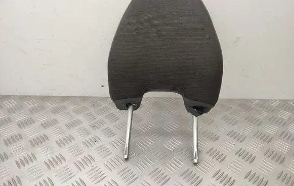 Volvo XC90 Front seat headrest 30761142 39802837 1932783