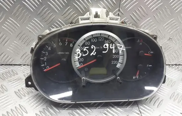 Mazda 5 Tachometer C23555430