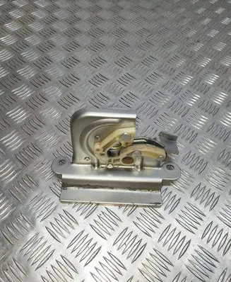 Mitsubishi Pajero Seat back rest lock catch 