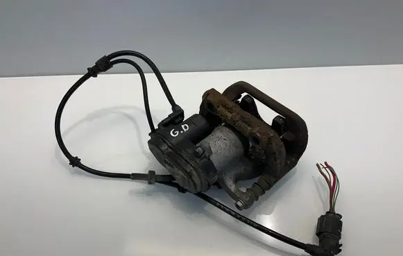 Rear brake caliper