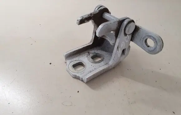 Opel Insignia A Rear door lower hinge