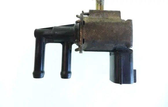 Nissan Micra Turbo solenoid valve K5T48474