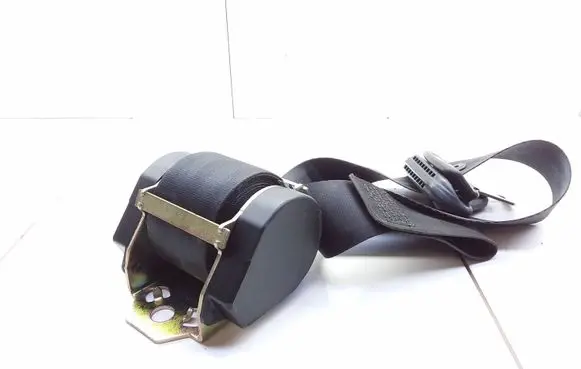 Peugeot 406 Front seatbelt ZU06490230 804889AA