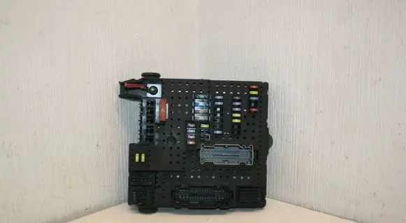 Volvo S80 Fuse box set 28017881 30728512 05W414