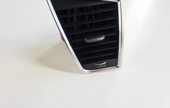 Dashboard side air vent grill/cover trim