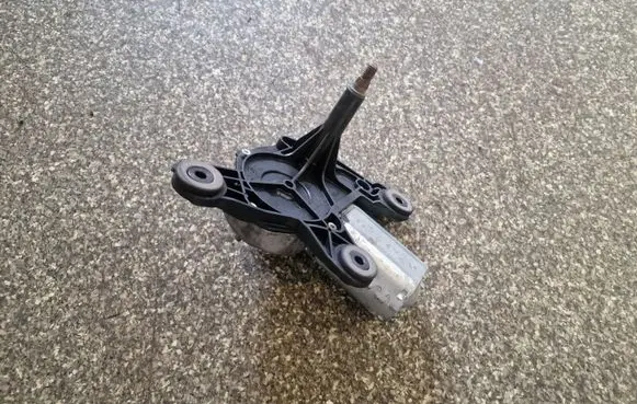 Rear window wiper motor