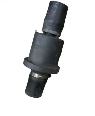 Ford Mondeo Mk III Breather/breather pipe/hose 1S709F764