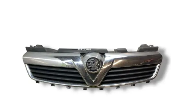 Front bumper upper radiator grill
