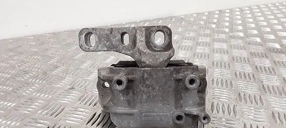 Audi TT TTS Mk2 Engine mount bracket 1k0199262