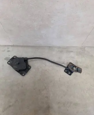 Hyundai Santa Fe Spare wheel bolt 