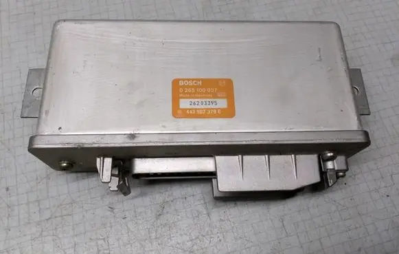 Audi 80 90 S2 B4 ABS control unit/module 0265100037 443907379C