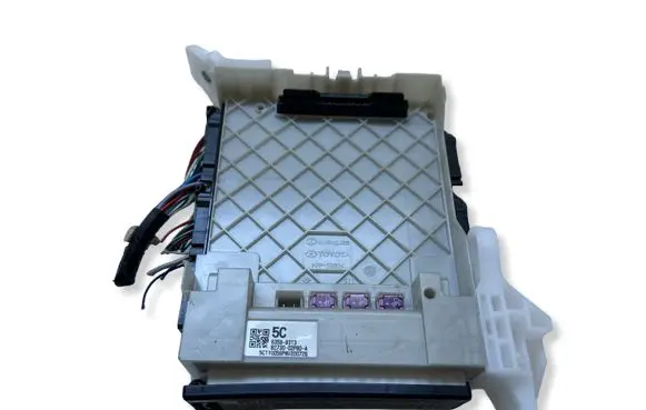Toyota Corolla E210 E21 Fuse module 8273002P80A