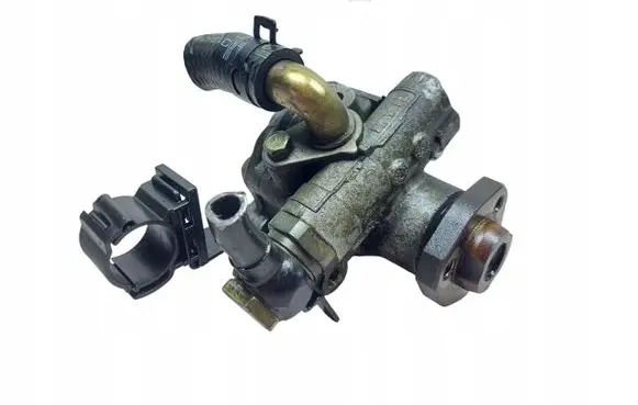 Volkswagen Golf IV Power steering pump 1J0422154B