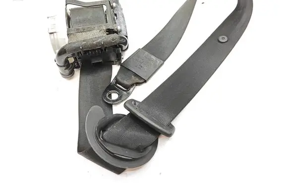 Audi S1 Front seatbelt 8X3857706E 307271000G48 110216