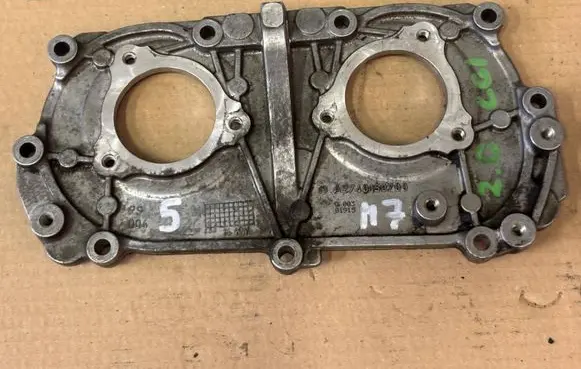 Mercedes-Benz GLC X253 C253 Timing chain cover A2740150700