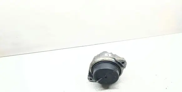 BMW X1 E84 Engine mount bracket 6773742