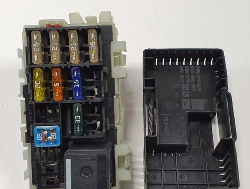 Ford Mondeo Mk III Fuse box set 6G9T-14K131-AA