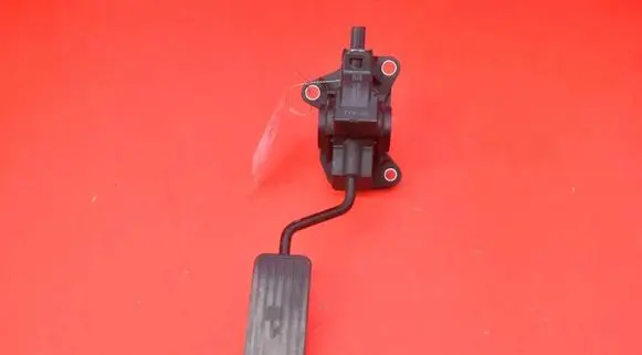 Honda Civic X Accelerator throttle pedal 16077A2