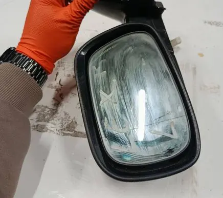 Front door electric wing mirror