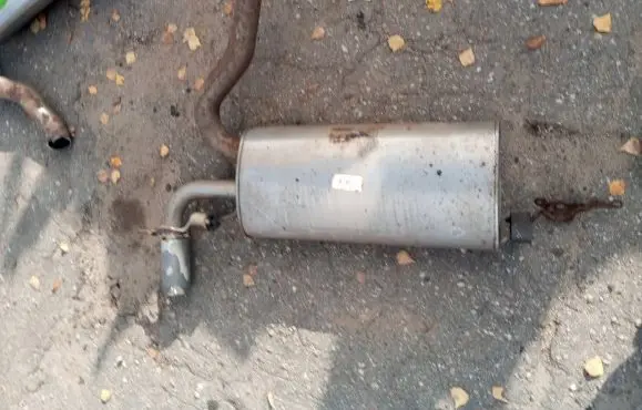 Volvo S60 Muffler/silencer 31336504