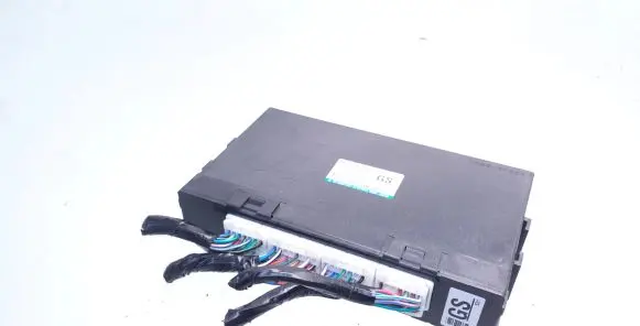 Subaru Impreza IV Comfort/convenience module 88281FJ480 116RI000730 X1T28073H