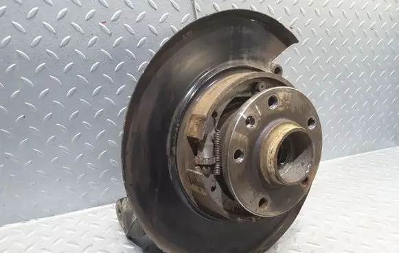 Volkswagen Touareg I Rear wheel hub 7L6505436A