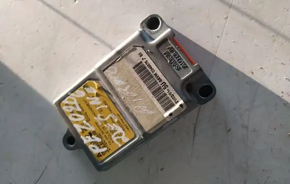 Peugeot 206 Airbag control unit/module 9043400580