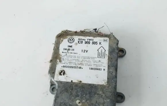 Volkswagen Polo Airbag control unit/module 1c0909605k 19020403h
