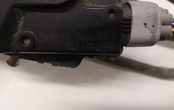 Mazda 5 Front wiper linkage and motor 1593000600