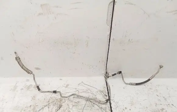 KIA Sportage Air conditioning (A/C) pipe/hose