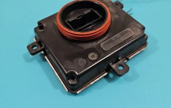 Headlight ballast module Xenon