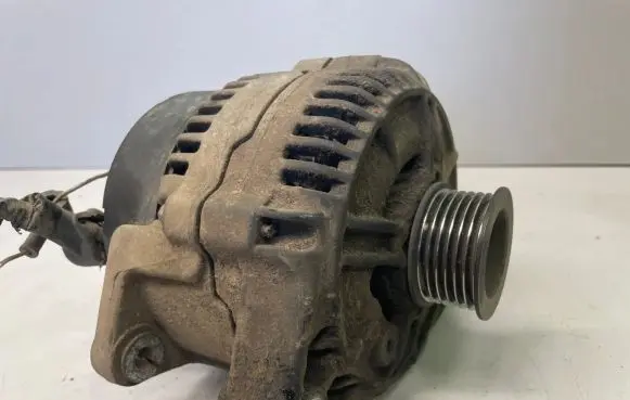 Opel Frontera B Generator/alternator 90506202 0123500008
