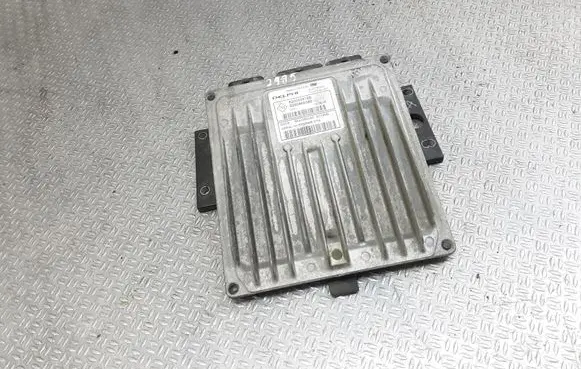 Renault Megane II Engine control unit/module 8200498188 8200469340