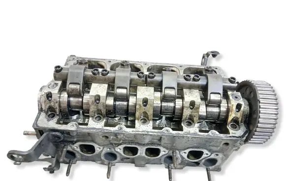 Volkswagen PASSAT B6 Engine head 038103373R