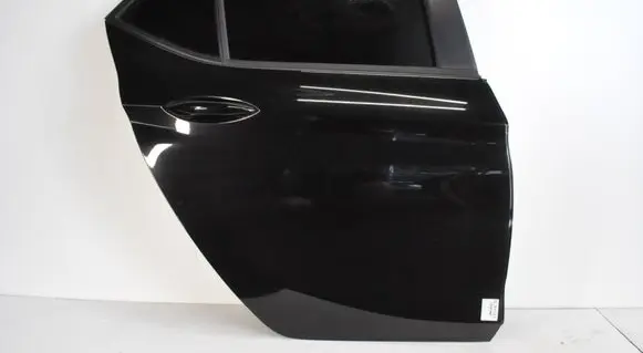 Opel Astra K Rear door