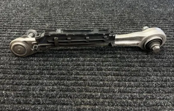 BMW X5 F15 Rear control arm 6796002