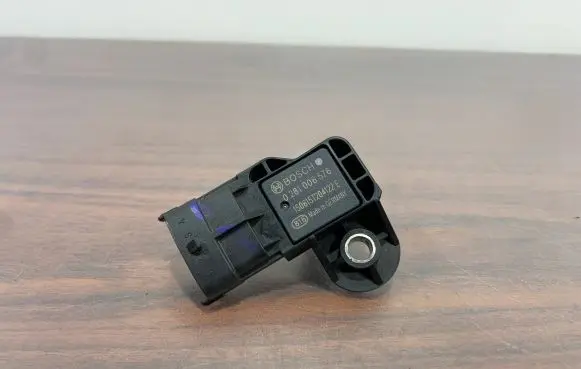 Mitsubishi Outlander IV Air pressure sensor 0281006576