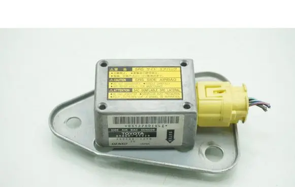 Lexus SC 430 Airbag deployment crash/impact sensor 8986024020