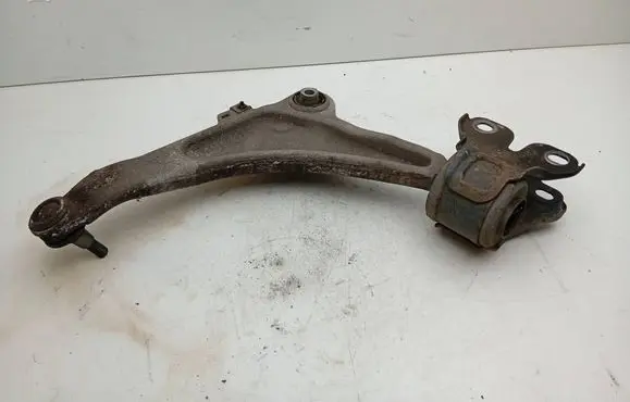 Volvo V60 Front lower control arm/wishbone