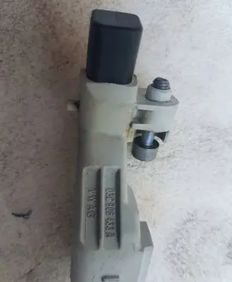 Skoda Rapid (NH) Crankshaft position sensor 03C906433A