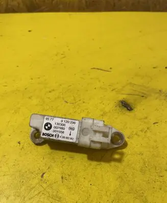 BMW 7 E65 E66 Airbag deployment crash/impact sensor 9120296
