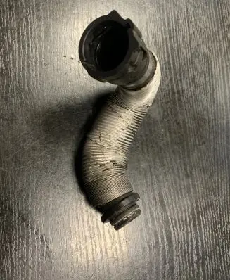BMW 1 E81 E87 Engine coolant pipe/hose
