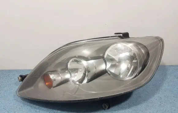 Volkswagen Golf IV Headlight/headlamp