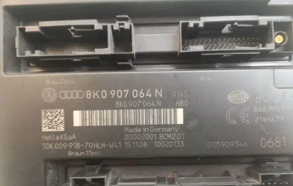 Audi A4 S4 B8 8K Comfort/convenience module 8K0907064N