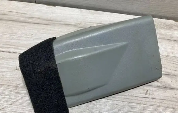 Mercedes-Benz SL R129 Rear seat rail trim cover 1299120820