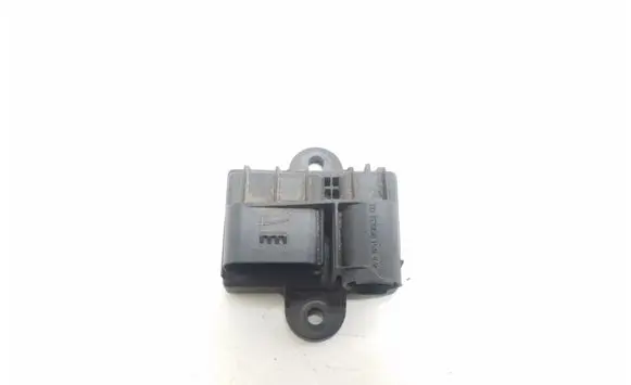 Mercedes-Benz C W205 Glow plug pre-heat relay A6519003103