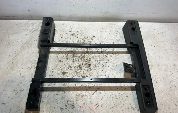 Opel Crossland X Front driver seat rail 39180527 171020
